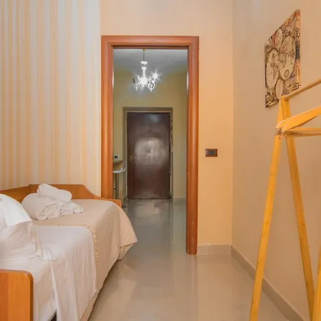 Appartamento House Mary Napoli